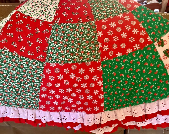 Patchwork Christmas Tree Skirt 46 Diameter Red, Green, Christmas Print