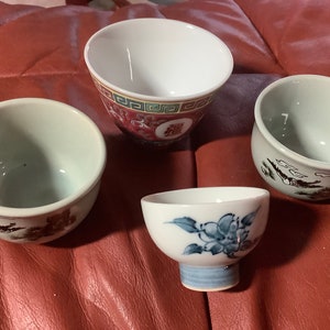 Vintage Oriental Tea Saki Cups | Set f 4 | Ceramic | Excellent condition