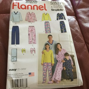Simplicity 0533 | Size xs-l/xs-xl| Uncut | Woven fabrics | unisex child’s teens & adult pants top slippers