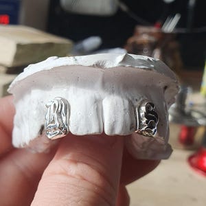 LETTER GRILLZ custom grillz dental caps worldwide delivery