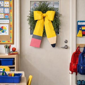 Giant Pencil Door Bow – Teacher Classroom Decor