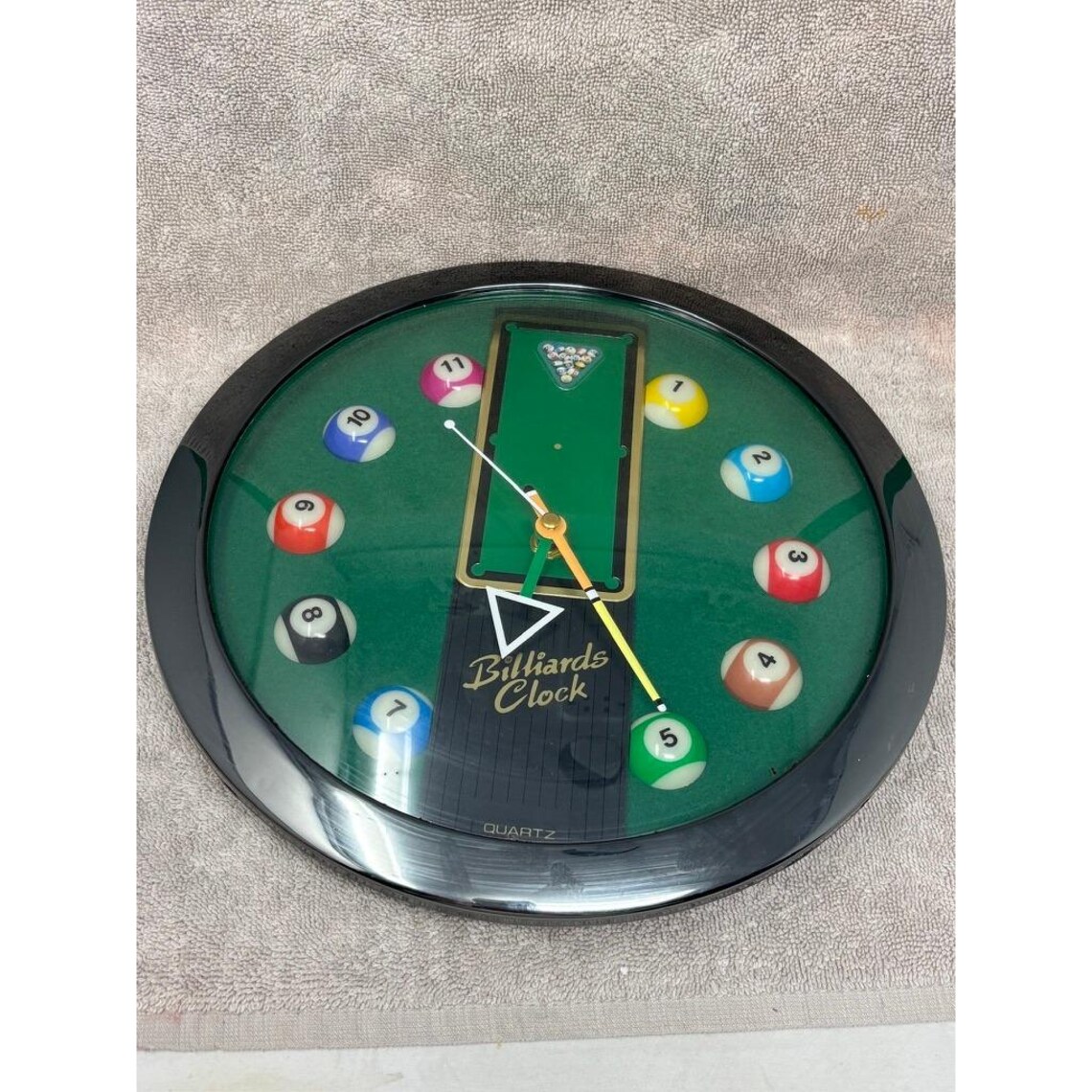 Vtg Billiards Clock Round Pool Table Wall Clock Man Cave Game Room 10 ...