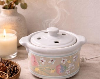 Vtg Potpourri Fragrance Warmer Floral White PP2-2418WA Robeson Electric Ceramic