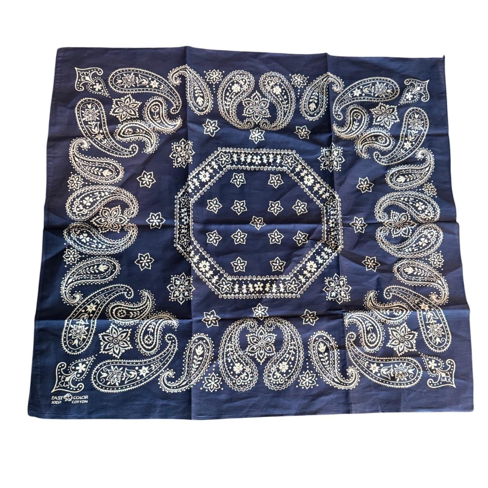 Vintage 40s Bandana - Etsy