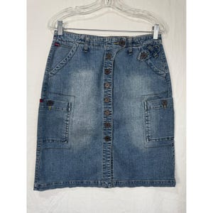 Vintage Y2K BCBG MaxAzria Jeans Denim Cargo Button Front Jean Mini Skirt Size 6 image 3