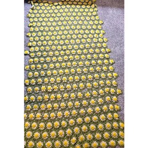 Vintage Crochet Daisy Blanket Throw 80x40 Floral Afghan Cottagecore Boho image 3