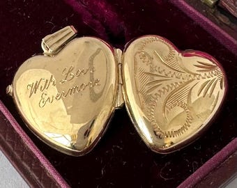 Vintage Love Heart Locket Pendant 9 K Solid Gold. Foliate Embossed. 2.3 cm Assessed by Gem-A Specialist