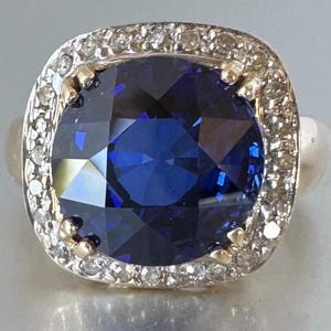 Vintage Sapphire and Diamond ring 4.5 ct royal blue sapphire halo 24 Diamonds 9 ct yellow gold blue sapphire ring Size N, US 6.75 sizeable