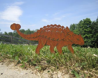 Ankylosaurus Dinosaur Garden Stake, Rusty Metal Yard Art, Prehistoric Outdoor Decor, Jurassic Lawn Sculpture, Ancient Creature Garden Sign