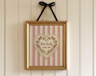 Quanto siamo fortunati - Stampa murale / Stampa a cuore in pizzo di San Valentino / Decorazione romantica e civettuola