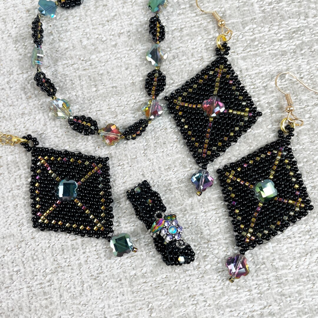 Handmade Beaded Jewelry Set, Diamond Pattern, Glass Beads - Etsy