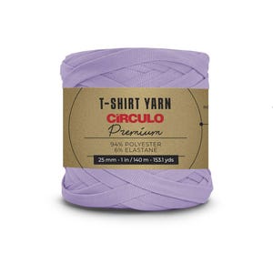 Colorful Circulo T-shirt Yarn skein.