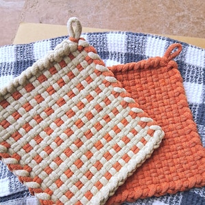 2 Handmade Loomed Cotton Potholders - Pumpkin Pie