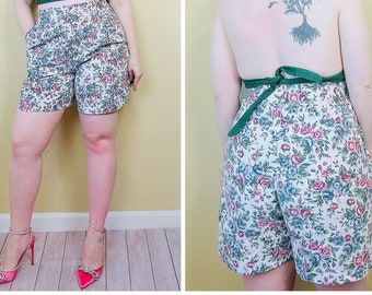 1990s Vintage Capacity Floral High Waisted Shorts / 90s White and Blue Cotton Paper Bag Shorts / Large - XL