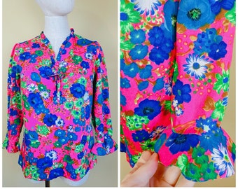 1960s Vintage Neon Pink Blouse / 60s Hot Pink Floral Ruffled Trumpet Sleeve Shirt / Small