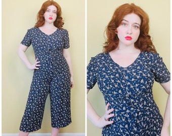 1990s Vintage CDC Blue Floral Tie Front Jumpsuit / 90s Bow Flower Cropped Leg Playsuit / Large