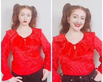 1990s Vintage Red Crushed Velvet Poet Blouse / 90s / Nineties Ruffled Collar Romantic Shirt / Size Large