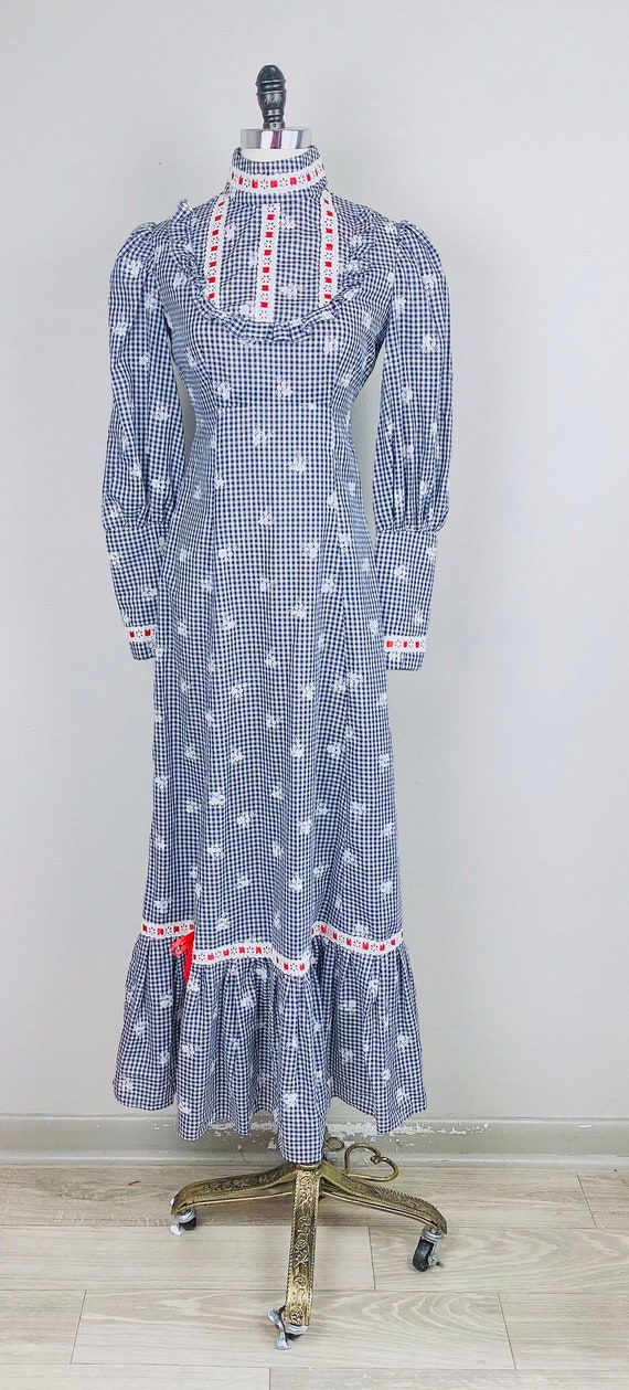 1970s Vintage Blue and White Gingham Cotton Count… - image 2