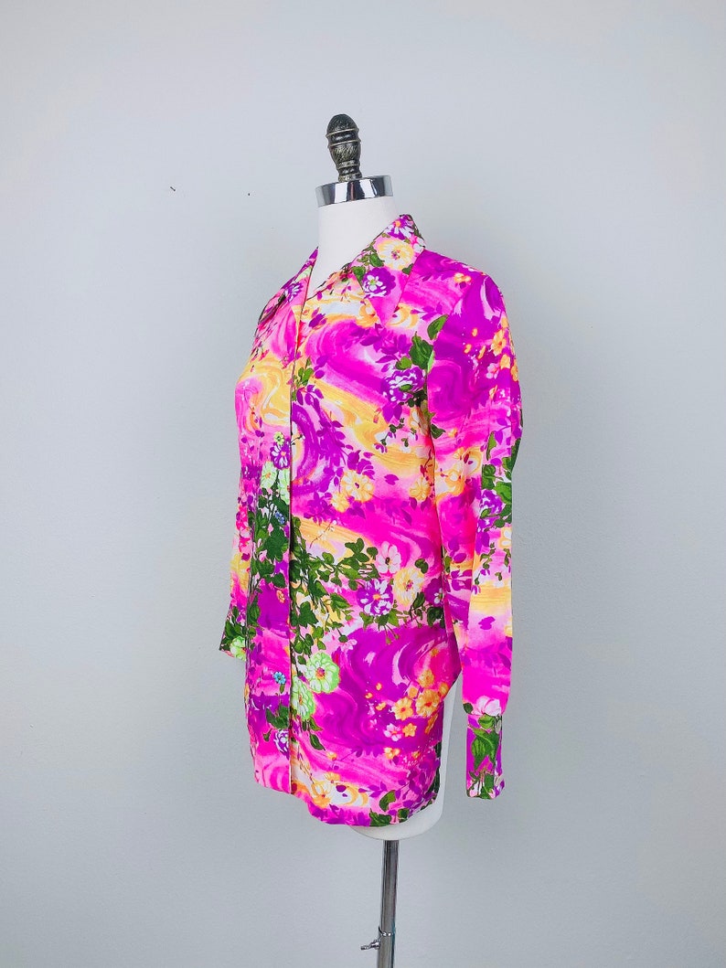 1970s Vintage Hot Pink and Purple Acrylic Floral Shirt 70s Seventies Hawaiian Neon Button Up Blouse Size Medium Large