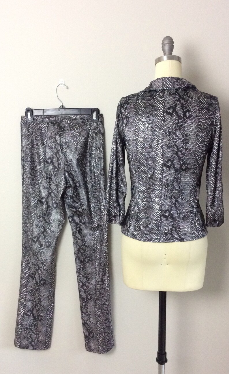 1990s Y2K Snakeskin Two Piece Suit 90s Nienties Black and White Animal Print Hip Hugger and Blouse Set Size Extra Small