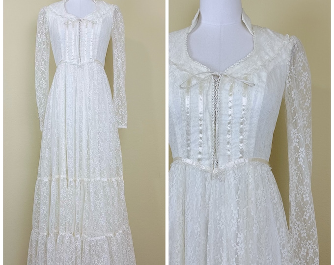 1970s Vintage Gunne Sax Cream Lace Maxi Dress / 70s / Seventies Lace up ...