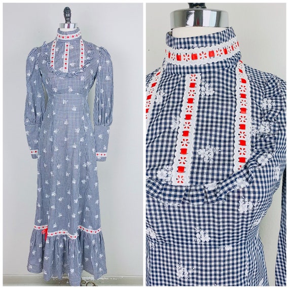 1970s Vintage Blue and White Gingham Cotton Count… - image 1