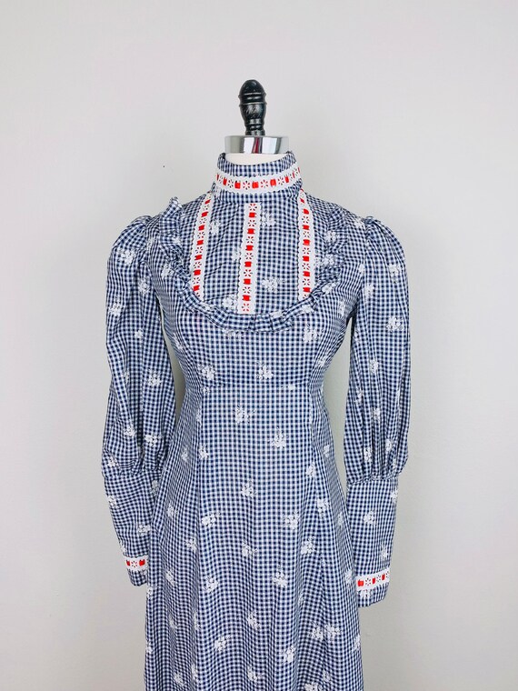 1970s Vintage Blue and White Gingham Cotton Count… - image 5