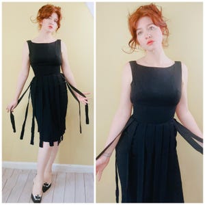 1960s Vintage Crepe Black Car Wash Dress / 60s / Sixties Rockabilly Fringe Wiggle Dress / XS - Small