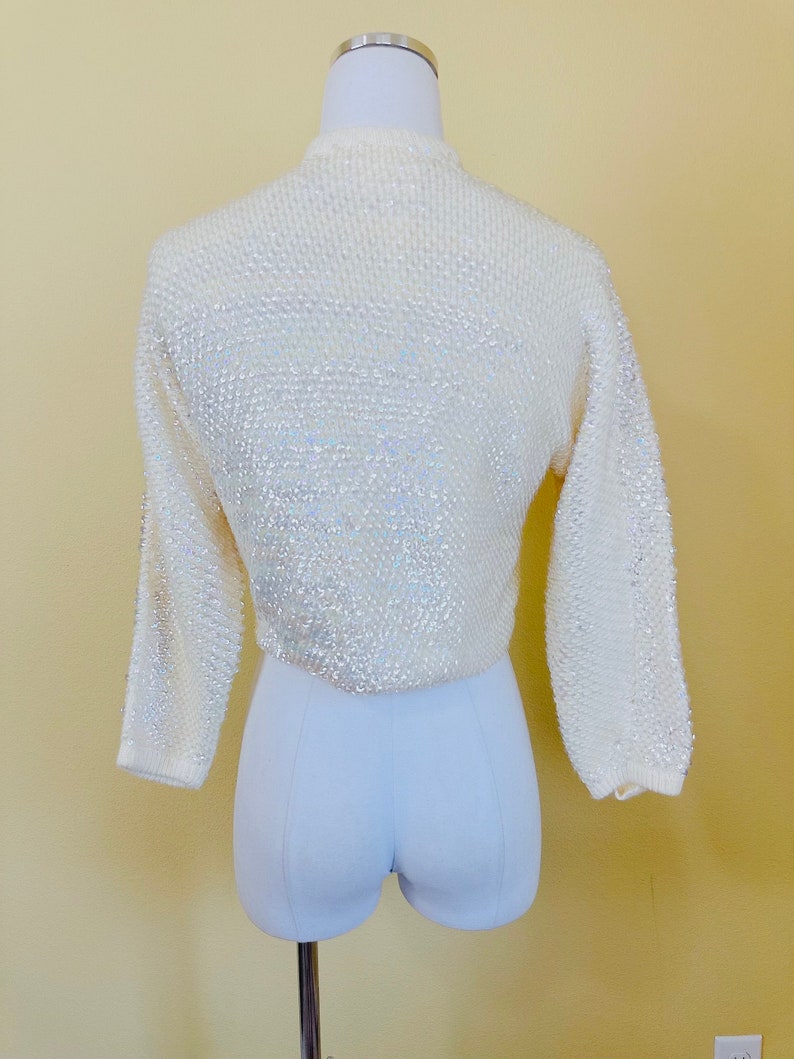 1960s Vintage Homemade Acrylic Cream Cardigan / 60s / Sixties Iridescent Sequin Pinup Cropped / Sweater image 4