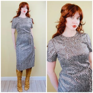 1960s Vintage Brown and Cream Acetate Dress / 60s / Sixties Lattice work Belted Shift Dress / Medium