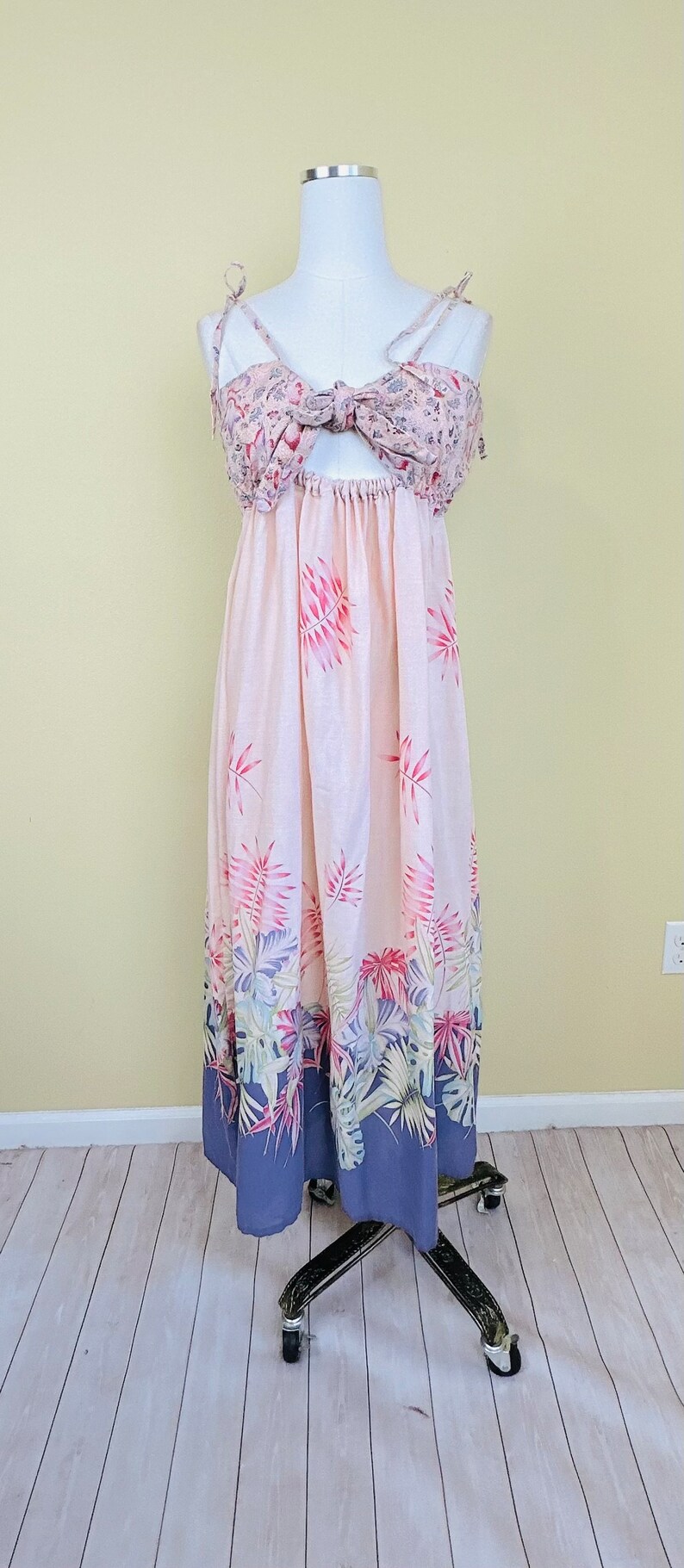 1970s Vintage Pink and Purple Floral Maxi Dress / 70s Cotton Reversible Hibiscus Gown / Size Large XL image 3
