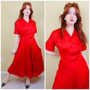1950s Vintage Red Fit and Flare Shirt Dress / 50s / Fifties Sateen Button Front DayPleated  Dress / Large