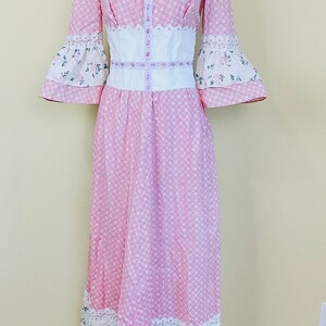 1970s Vintage Hilda Hawaii Pastel Pink Bell Sleeve Dress / 70s Magical Floral Gingham Ribbon Dolly Cotton Prairie Dress / Large image 2