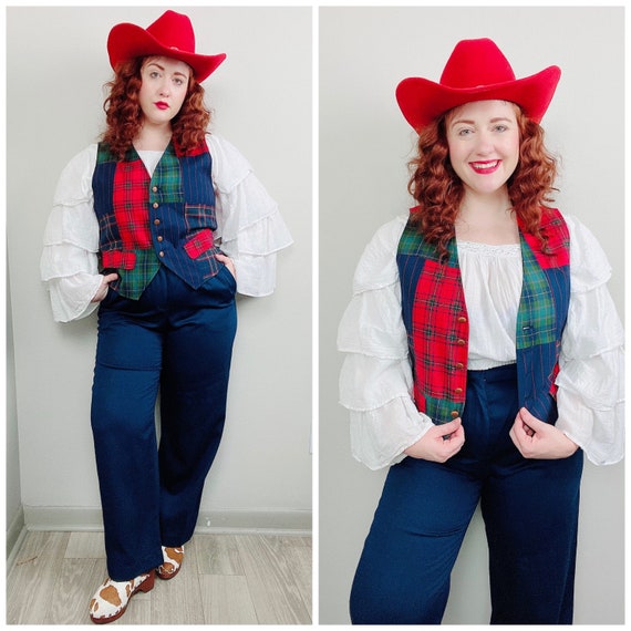 1990s Vintage Liz Sport Navy Blue and Plaid Vest S