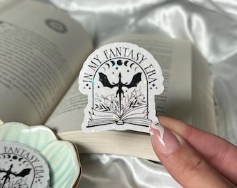 Sticker imperméable scintillant In My Fantasy Era pour Kindle/bouteille d'eau/ordinateur portable | Livres Booktok Fantasy Romantasy Books