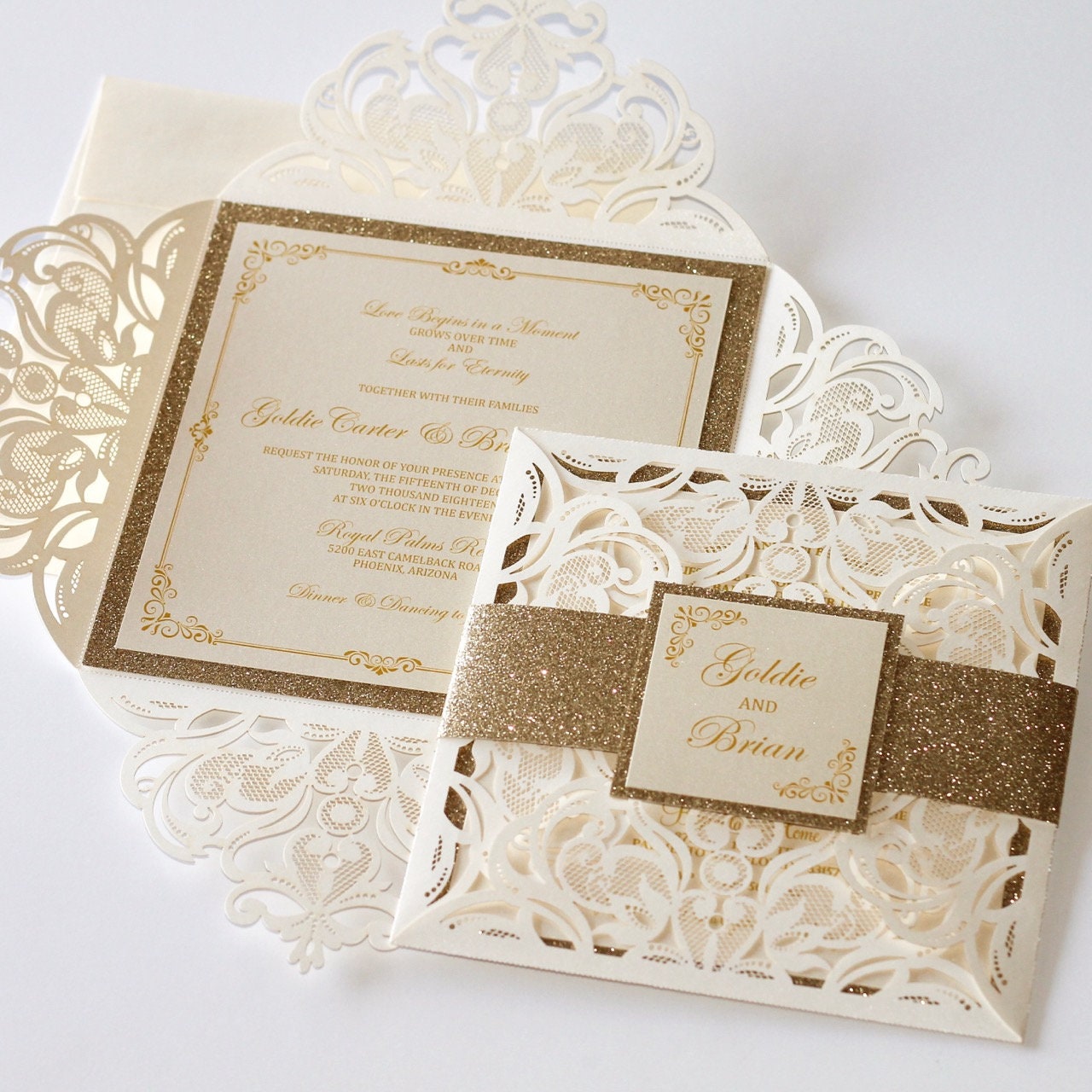 Paquete de 25 invitaciones de boda de encaje cortado con láser marfil con  inserto brillante y lazo de cinta, elegantes tarjetas de invitación para