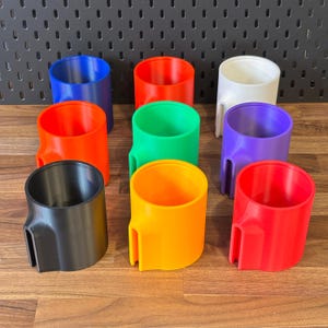 The Cupholder – Solid – Custom 3D-printed cup holder for ZUCA disc golf carts
