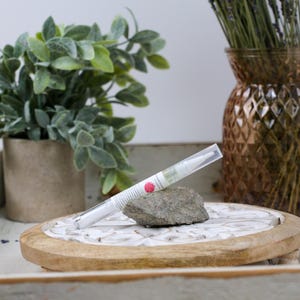 Oat Cuticle Oil Pen Naturally Scented Cuticle Oil Nail Pen With Oats for Dry Nails Natural Cuticle Oil Pen to Repair Damaged Nails