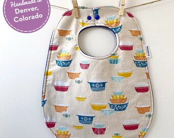 Vintage Pyrex Baby Gift - Pyrex Inspired Baby Bib - Pyrex Collector Baby Shower Gift - Vintage Pyrex Baby Bib - Gender Neutral Baby Bib