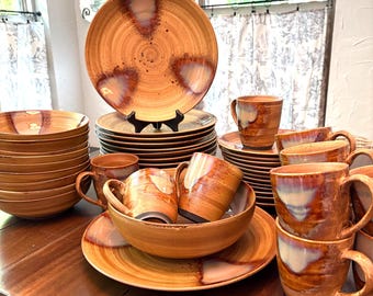 Coleção Grande Sango Splash Brown 4951: Pratos, Tigelas, Travessas e Canecas