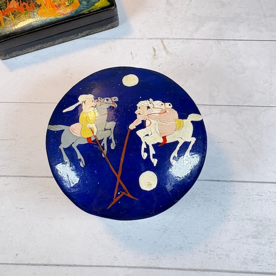 Vintage Boxes, Russian rectangular box, Signed on… - image 3