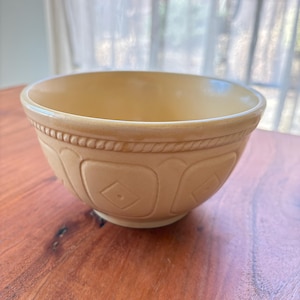 Vintage Over and Back Yellow Ware Bowl: Embossed Farmhouse Kitchen Decor