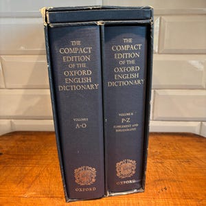 Vintage 1971 Compact Oxford English Dictionary: 2-Volume Set with Magnifying Glass
