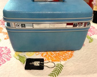 Large Vintage Hard Shell Blue Lady Baltimore Suitcase/ Movie Stage