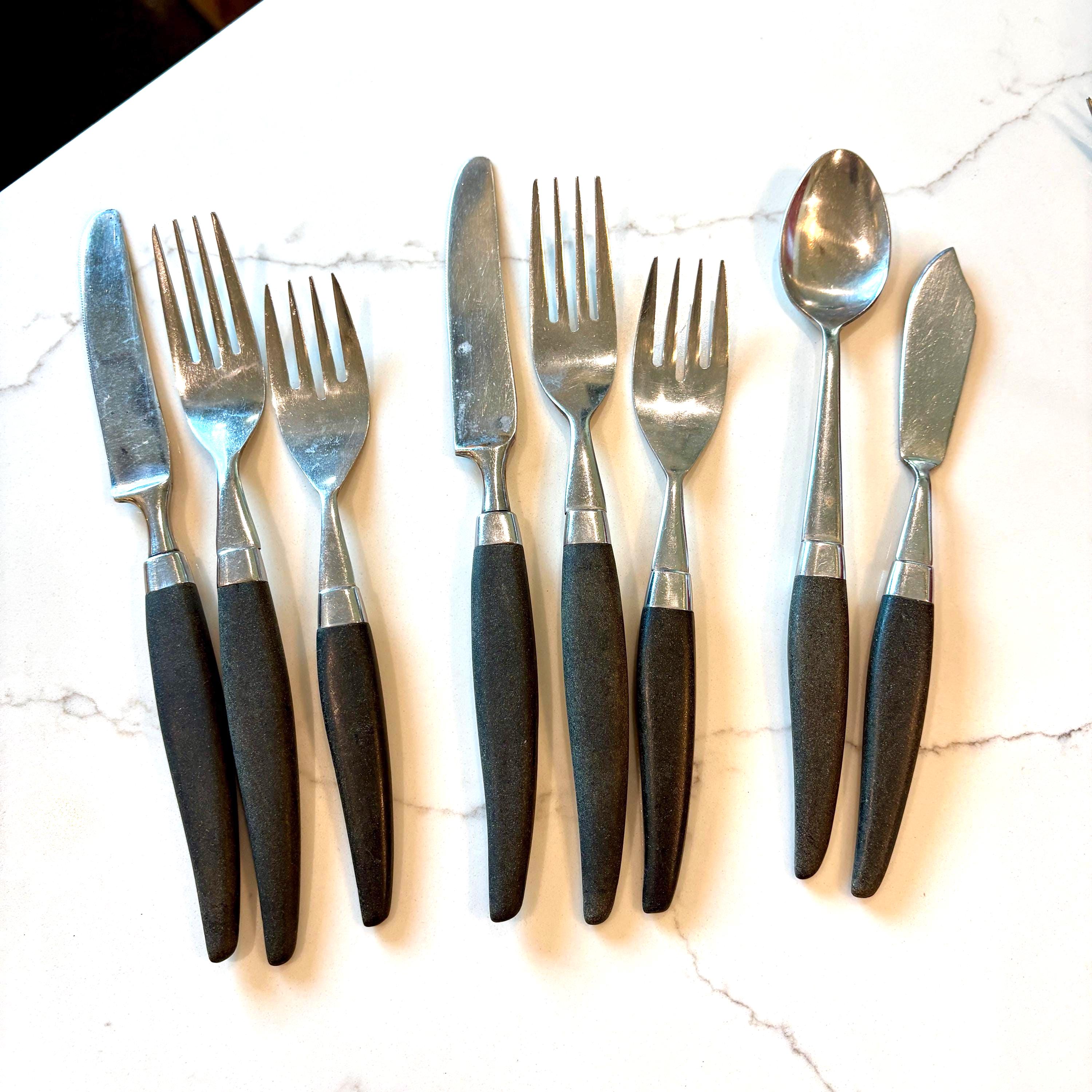 thumbnail image 2 of Eldan Japan ELD2-BROWN Synthetic Wood Handle Flatware – Stainless, Mid-Century Modern, Satin Finish 2 of 3