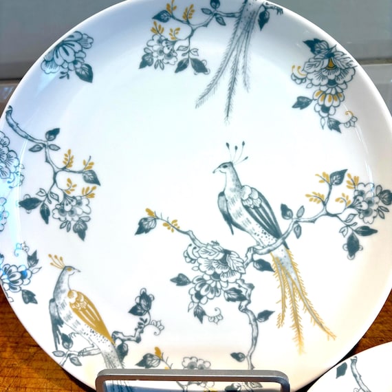 Vintage Vivo Villeroy and Boch Peacock Gold Gray & White Plates