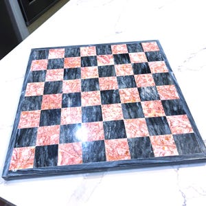 Tablero de ajedrez vintage de mármol de 33 cm (13 pulgadas) – Rosa y gris carbón