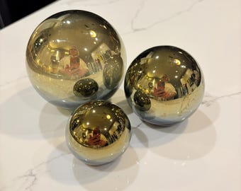 Set of 3 Vintage Metallic Ombre Glass Orbs / Gazing Balls