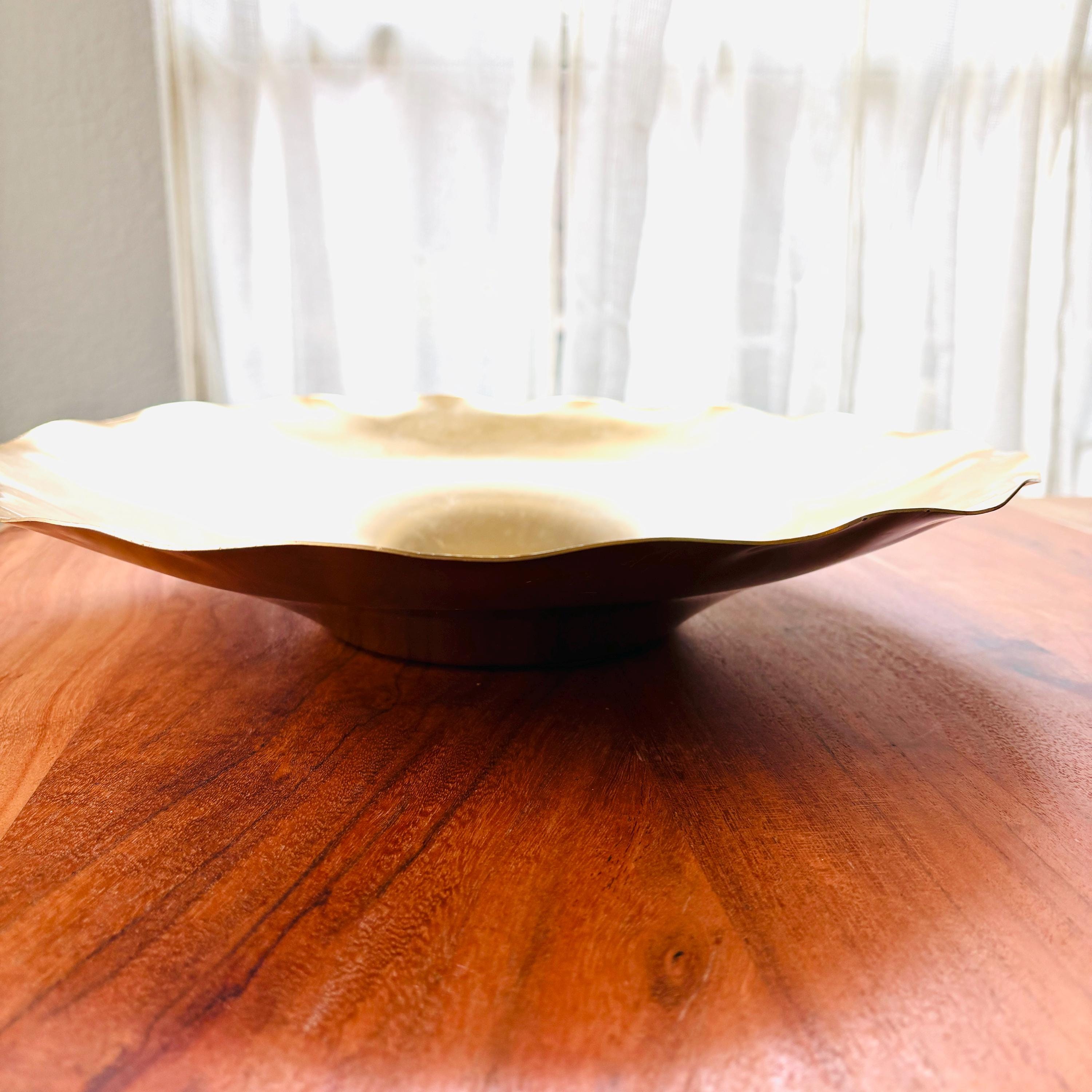 ヴィンテージミラーゴールドアルミボウル：大きなウェーブエッジ