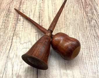 Saliera e pepiera vintage in legno Treenware / Set "Bouquet" in legno / Anni '60